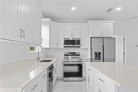 Casa en venta en Summerfield, Florida, 3 dormitorios, 116.22 m2 № 1838395 - foto 2