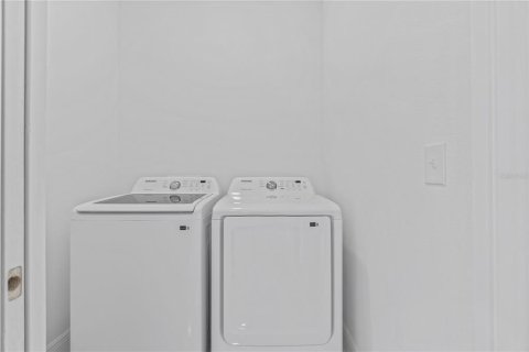 Casa en venta en Summerfield, Florida, 3 dormitorios, 116.22 m2 № 1838395 - foto 12