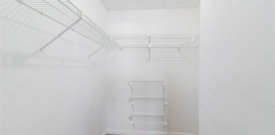 Condominio en Sunrise, Florida, 2 dormitorios № 1104371
