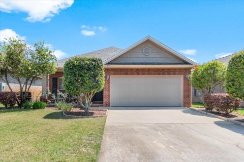 Casa en venta en Gulf Breeze, Florida, 3 dormitorios, 161 m2 № 561863 - foto 1