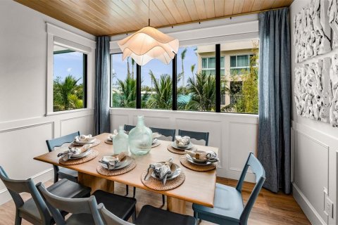 Condo in Sarasota, Florida, 5 bedrooms № 2120697 - photo 23