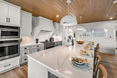 Condo in Sarasota, Florida, 5 bedrooms № 2120697 - photo 22
