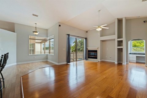 House in Seminole, Florida 4 bedrooms, 244.15 sq.m. № 2394412 - photo 20