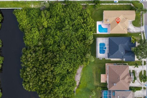 House in Seminole, Florida 4 bedrooms, 244.15 sq.m. № 2394412 - photo 4