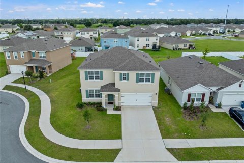 Villa ou maison à vendre à Winter Haven, Floride: 5 chambres, 241.64 m2 № 2350290 - photo 25