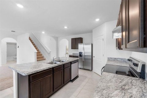 Villa ou maison à vendre à Winter Haven, Floride: 5 chambres, 241.64 m2 № 2350290 - photo 8