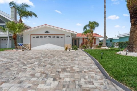 Villa ou maison à vendre à New Port Richey, Floride: 2 chambres, 128.86 m2 № 2400169 - photo 2