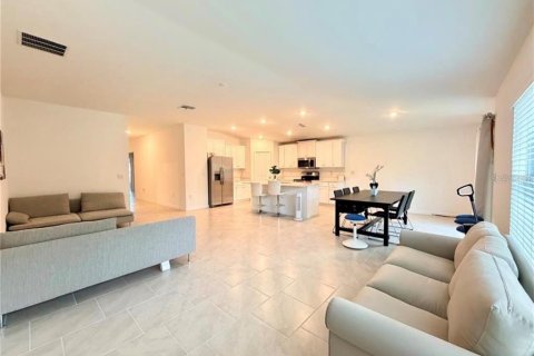 Villa ou maison à louer à Port Charlotte, Floride: 3 chambres, 179.3 m2 № 2425467 - photo 12