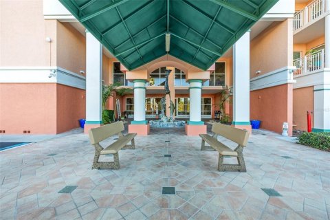 Condominio en alquiler en New Port Richey, Florida, 3 dormitorios, 141.68 m2 № 1879377 - foto 3