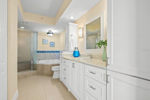 Condominio en alquiler en New Port Richey, Florida, 3 dormitorios, 141.68 m2 № 1879377 - foto 24