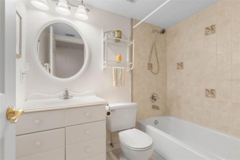 Copropriété à vendre à Ormond Beach, Floride: 2 chambres, 95.22 m2 № 2195474 - photo 12