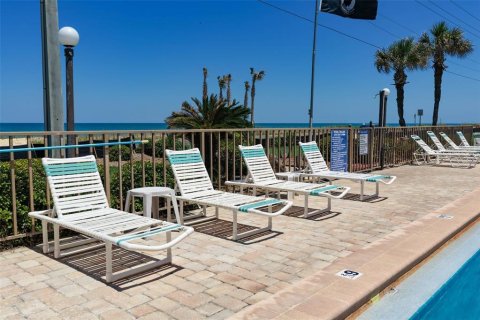Copropriété à vendre à Ormond Beach, Floride: 2 chambres, 95.22 m2 № 2195474 - photo 20