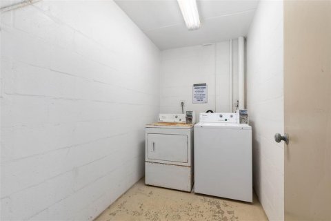 Copropriété à vendre à Ormond Beach, Floride: 2 chambres, 95.22 m2 № 2195474 - photo 26