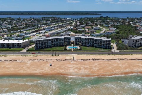 Copropriété à vendre à Ormond Beach, Floride: 2 chambres, 95.22 m2 № 2195474 - photo 2