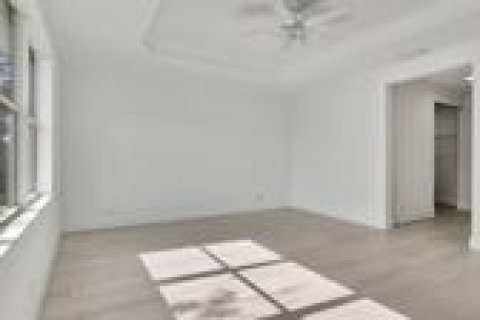 House in West Palm Beach, Florida 6 bedrooms, 361.76 sq.m. № 2172014 - photo 19