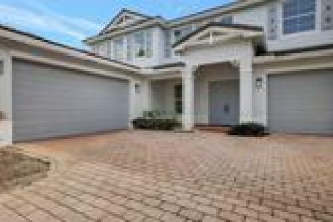 House in West Palm Beach, Florida 6 bedrooms, 361.76 sq.m. № 2172014 - photo 2