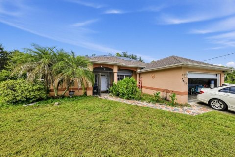 Villa ou maison à North Port, Floride 3 chambres, 149.85 m2 № 2367065