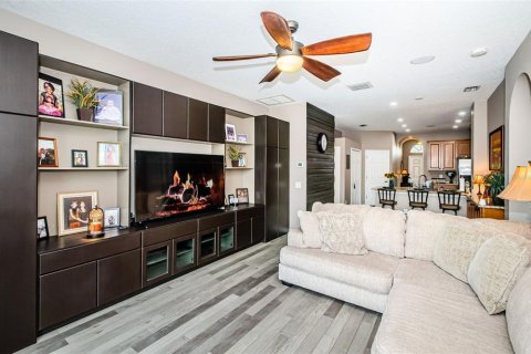 House in Land O' Lakes, Florida 4 bedrooms, 167.69 sq.m. № 1538620 - photo 15