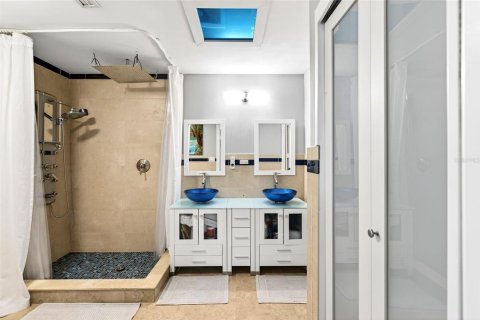 Купить виллу или дом в Даннеллон, Флорида 4 комнаты, 222.87м2, № 2157245 - фото 19