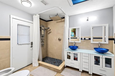 Купить виллу или дом в Даннеллон, Флорида 4 комнаты, 222.87м2, № 2157245 - фото 20