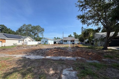 House in Saint Petersburg, Florida 3 bedrooms, 106.65 sq.m. № 1721166 - photo 2