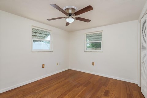 House in New Port Richey, Florida 2 bedrooms, 93.18 sq.m. № 1782179 - photo 17