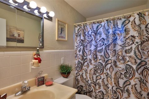 House in New Smyrna Beach, Florida 3 bedrooms, 246.75 sq.m. № 2142408 - photo 26