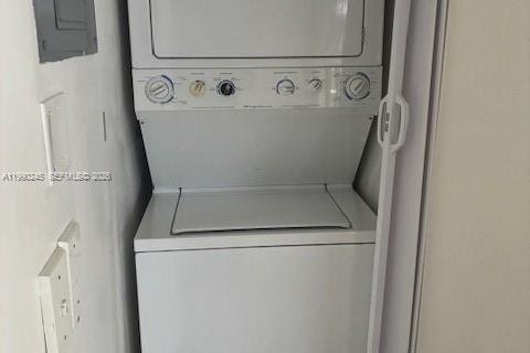 Condominio en alquiler en Homestead, Florida, 3 dormitorios, 111.02 m2 № 2055511 - foto 16