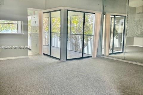 Condominio en alquiler en Homestead, Florida, 3 dormitorios, 111.02 m2 № 2055511 - foto 3