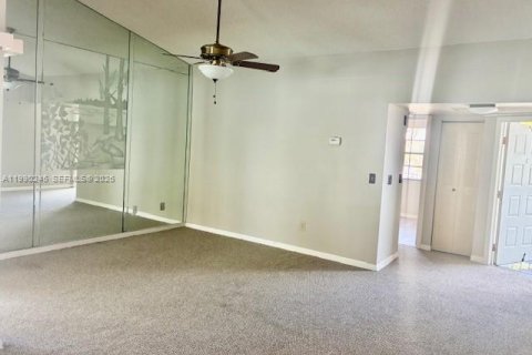 Condominio en alquiler en Homestead, Florida, 3 dormitorios, 111.02 m2 № 2055511 - foto 8
