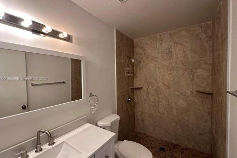 Condominio en alquiler en Homestead, Florida, 3 dormitorios, 111.02 m2 № 2055511 - foto 13
