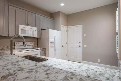 Touwnhouse à vendre à Dunedin, Floride: 2 chambres, 160.81 m2 № 1813581 - photo 17