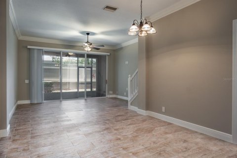 Touwnhouse à vendre à Dunedin, Floride: 2 chambres, 160.81 m2 № 1813581 - photo 7