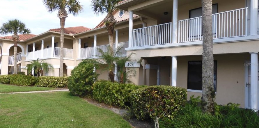 Condo in New Smyrna Beach, Florida, 2 bedrooms № 1678987