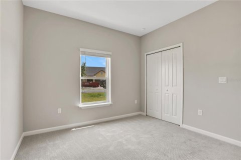 House in Orange Park, Florida 4 bedrooms, 203.46 sq.m. № 2097995 - photo 22