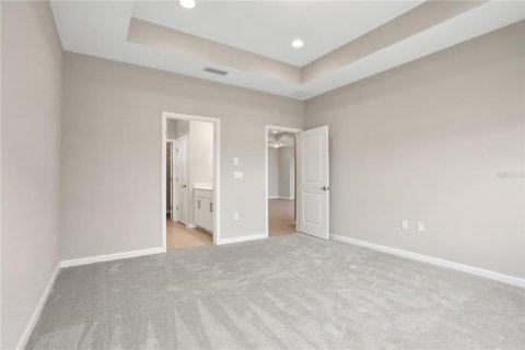 House in Orange Park, Florida 4 bedrooms, 203.46 sq.m. № 2097995 - photo 25