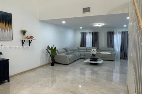 Casa en venta en Davie, Florida, 4 dormitorios, 204.2 m2 № 2001961 - foto 13