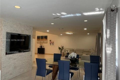 Casa en venta en Davie, Florida, 4 dormitorios, 204.2 m2 № 2001961 - foto 29