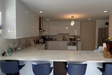 Casa en venta en Davie, Florida, 4 dormitorios, 204.2 m2 № 2001961 - foto 26