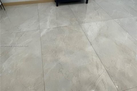 Casa en venta en Davie, Florida, 4 dormitorios, 204.2 m2 № 2001961 - foto 19