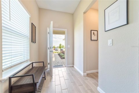 House in Green Cove Springs, Florida 4 bedrooms, 175.86 sq.m. № 1639820 - photo 9