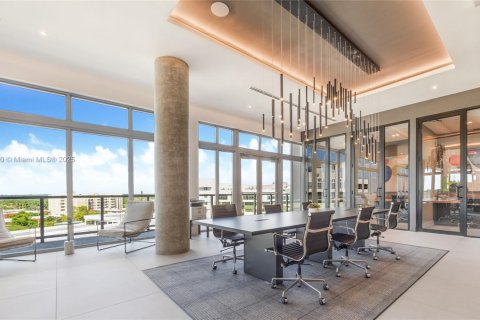 Apartment in Miami, Florida 2 bedrooms № 2013171 - photo 9