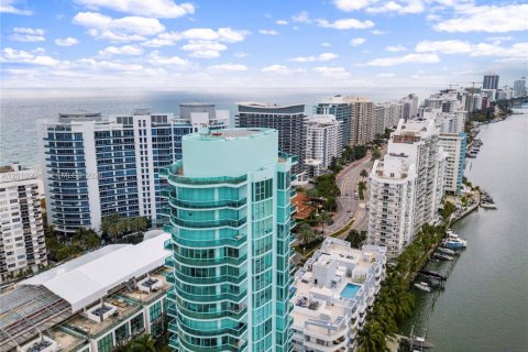 Copropriété à louer à Miami Beach, Floride: 3 chambres, 241.55 m2 № 2171069 - photo 29