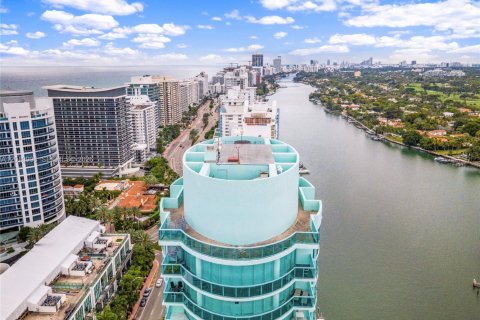 Copropriété à louer à Miami Beach, Floride: 3 chambres, 241.55 m2 № 2171069 - photo 30