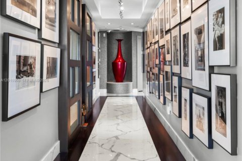 Copropriété à louer à Miami Beach, Floride: 3 chambres, 241.55 m2 № 2171069 - photo 10