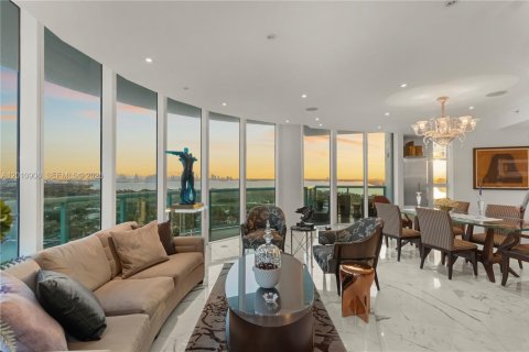 Condo à Miami Beach, Floride, 3 chambres № 2171069