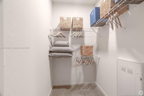 Apartment in Stuart, Florida 1 bedroom № 1938030 - photo 8