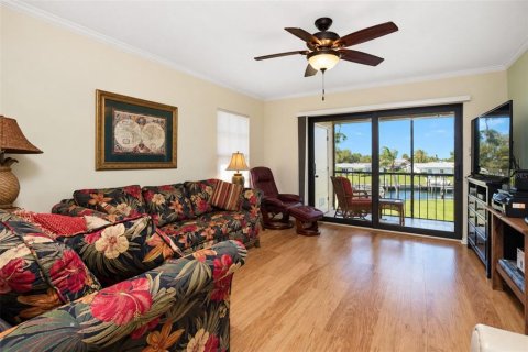 Condo in Englewood, Florida, 2 bedrooms  № 2427561 - photo 23