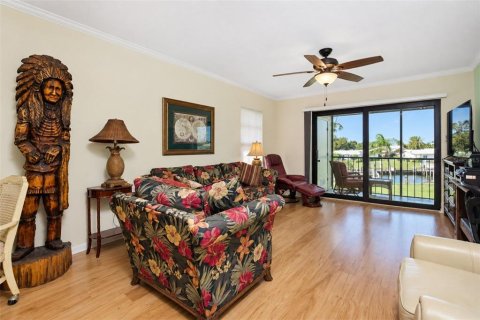 Condo in Englewood, Florida, 2 bedrooms  № 2427561 - photo 20