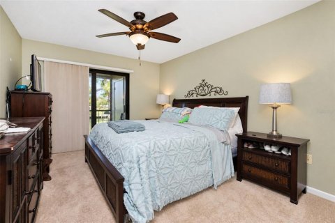 Condo in Englewood, Florida, 2 bedrooms  № 2427561 - photo 30